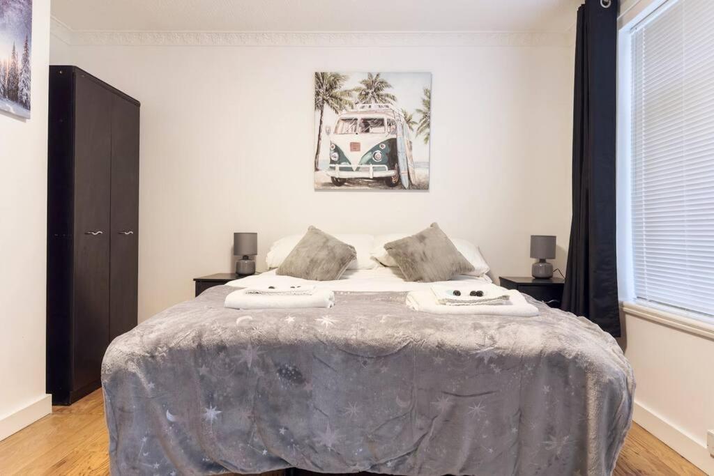 Immaculate 5 Bedroom House روكينجهام المظهر الخارجي الصورة